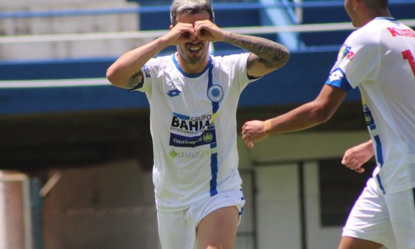 12 de Octubre mantiene la categoría y envía a San Lorenzo al descenso