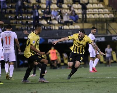 Guaraní deja más golpeado a Olimpia | OnLivePy