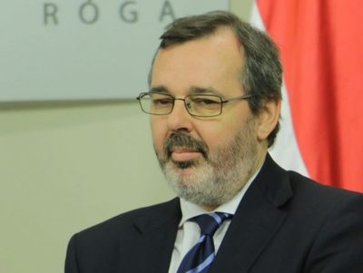 Debilidad institucional no permite grado de inversión