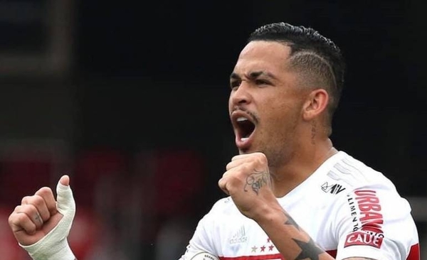 HOY / Sao Paulo gana, mantiene el liderato y se distancia del Atlético Mineiro