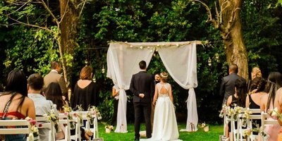 Nuevas restricciones vuelven a golpear a gastronómicos y organizadores de eventos - ADN Digital