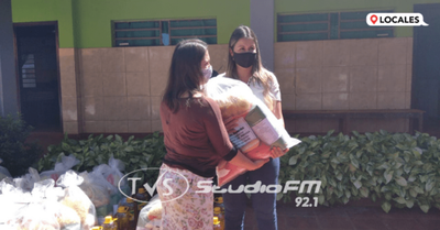 Realizan la cuarta entrega de kits de alimentos en San Juan del Paraná
