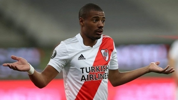 Ordenan la captura del jugador de River Nicolás de la Cruz