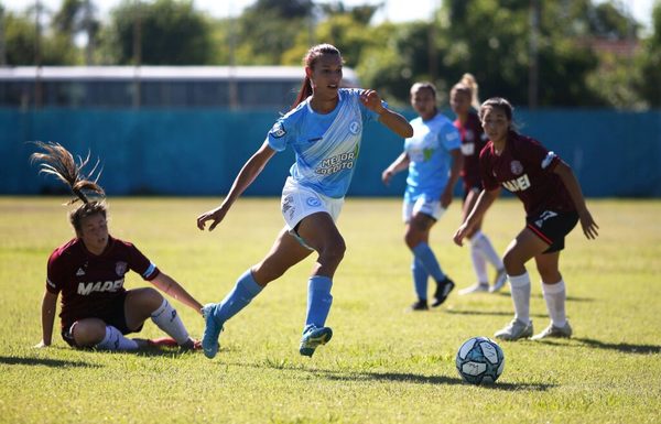 Debutó la primera jugadora de fútbol trans | OnLivePy