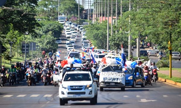 Encarnacenos salen a las calles para clamar al gobierno central alivio financiero