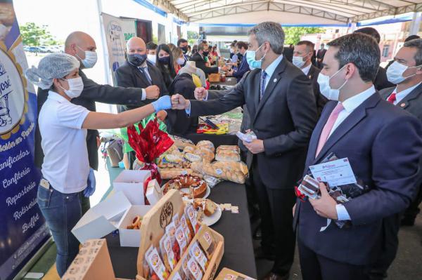 Gobierno distingue a MIPYMES que participarán en programa de competitividad - El Trueno
