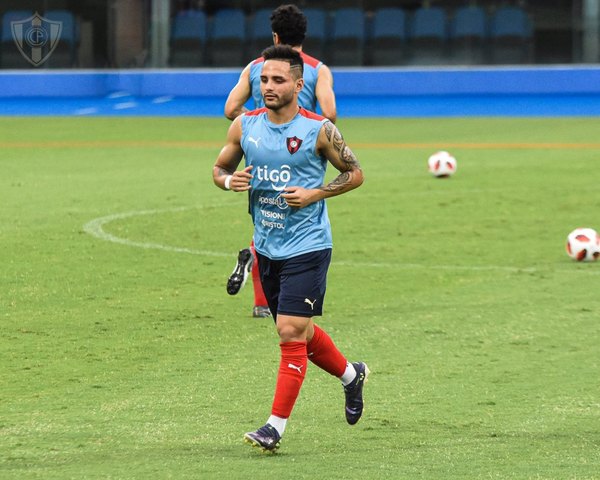 La situación de Josué Colmán en Cerro, ¿se va a fin de año?