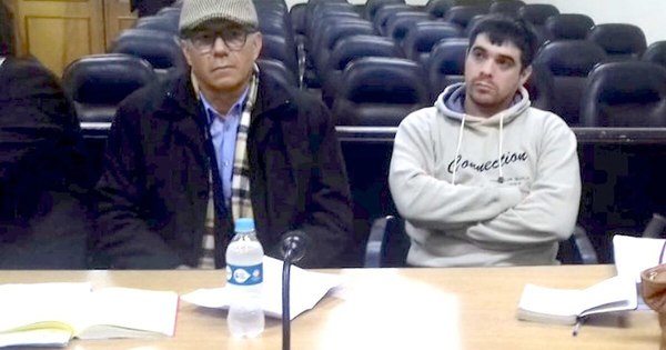 La Nación / Gatillo fácil: confirman condena para comisario y suboficial que dejaron parapléjico a un joven