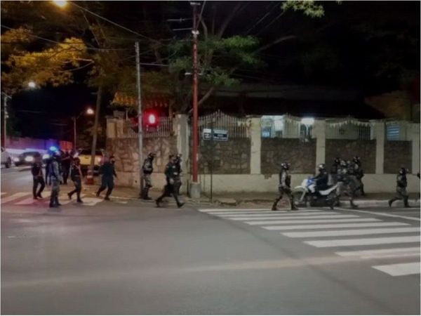 Reportan riña en el Buen Pastor y descartan hecho de fuga