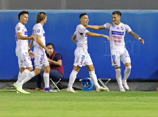 El mejor partido del año: Nacional ganó por guapo y rompió el invicto de Cerro