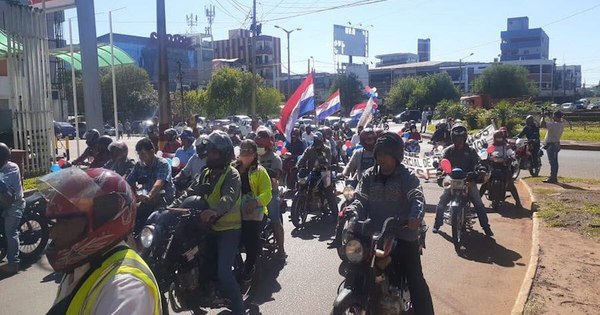 La Nación / Encarnacenos se movilizan, piden soluciones al Gobierno