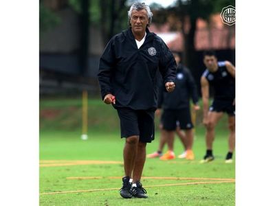 Llueven   críticas a los jugadores y al técnico