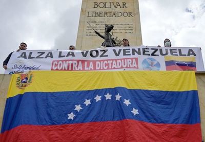 Países rechazan “farsa electoral” del chavismo - Mundo - ABC Color