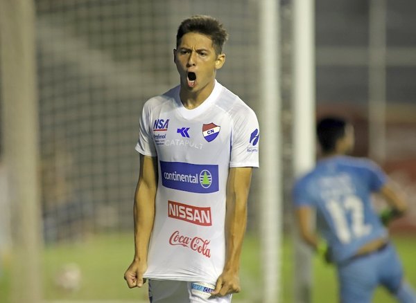 Crónica / EL VECINO LE ROMPIÓ EL INVICTO