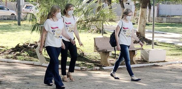 Hijas de Denis dicen que criminales le ganan “dos mil a cero” al Gobierno - Nacionales - ABC Color