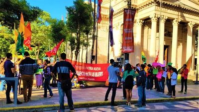 Partido Paraguay Pyahurã pide mayor acción de la Iglesia ante los problemas actuales del país » Ñanduti