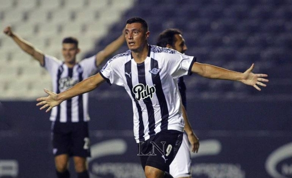 HOY / Libertad recibe a Palmeiras por el choque de ida de los cuartos de final