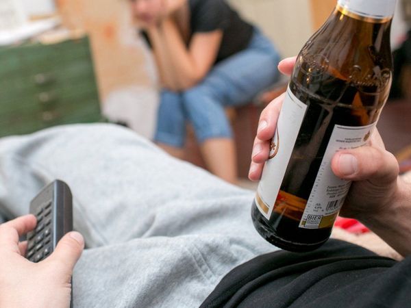 El coronavirus puede agudizar los problemas con el alcohol