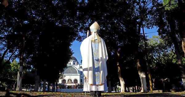 La Nación / Festejos de la Virgen de Caacupé en tiempos de COVID-19 - OJO Galería