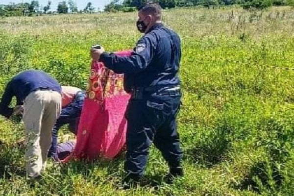 Docente mató a su vecina frente a su hija de 8 años - Noticiero Paraguay