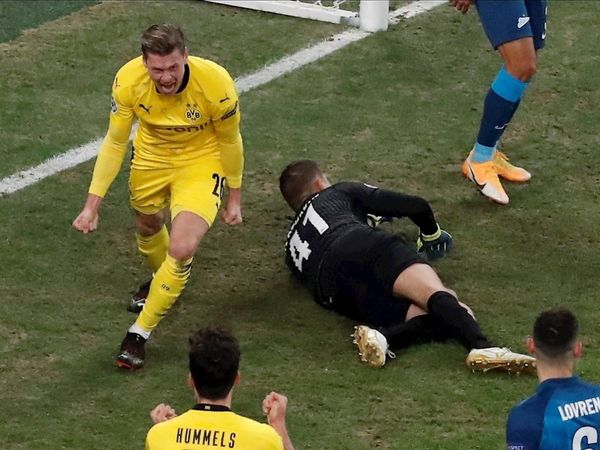 Un Borussia sin Haaland pasa como primero