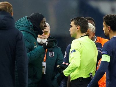 Estambul se retira del partido contra el PSG por un insulto racista