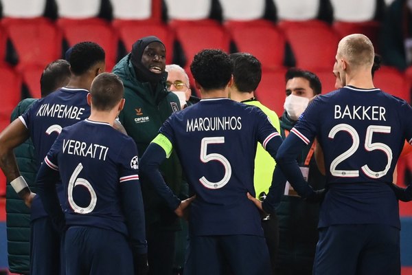Basaksehir no volverá a jugar contra PSG con el árbitro 'racista'