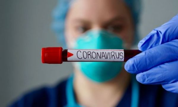 Salud reporta 15 fallecidos y 698 casos nuevos de coronavirus