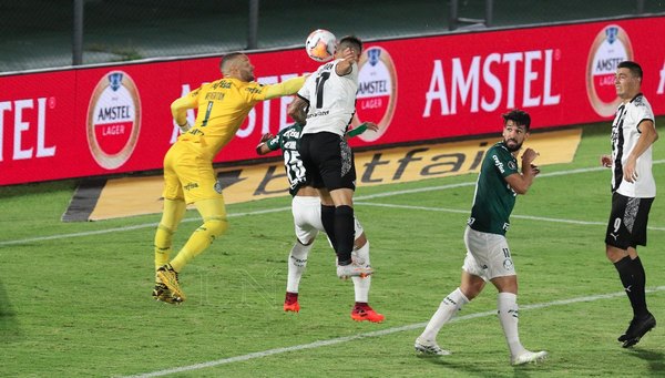 Libertad perdonó, empató ante Palmeiras y va obligado a Brasil