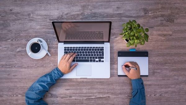 Salario emocional y remuneraciones fijas: ¿cómo se manejaron las empresas este año?