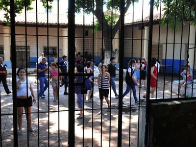 El PCC y el clan Rotela trasladan su disputa a cárceles de mujeres