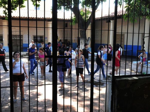 El PCC y el clan Rotela trasladan su disputa a cárceles de mujeres