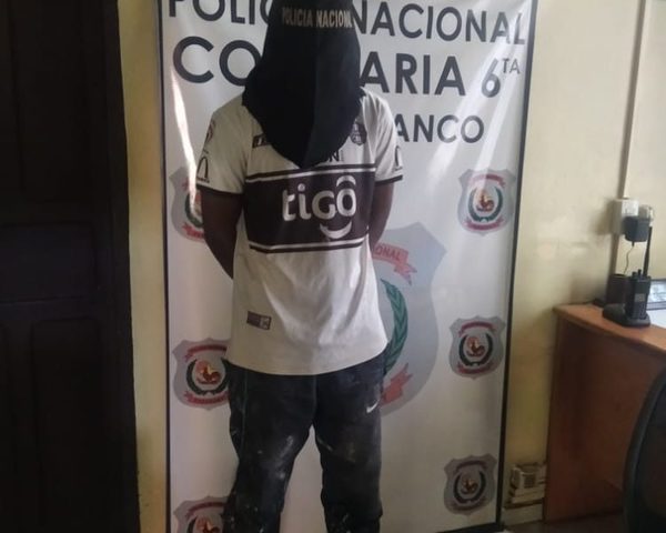 Detienen a presunto ladrón de celular