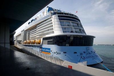 Confinan a 1.700 personas en un crucero de Singapur por un caso de COVID-19