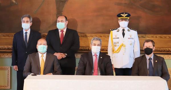 Gobierno presenta Plan Nacional Anticorrupción