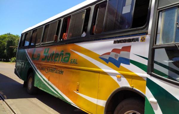 Decomisan mercadería que iba de contrabando en un ómnibus en CDE