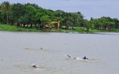 Natación en aguas abiertas, el domingo en el río Paraguay