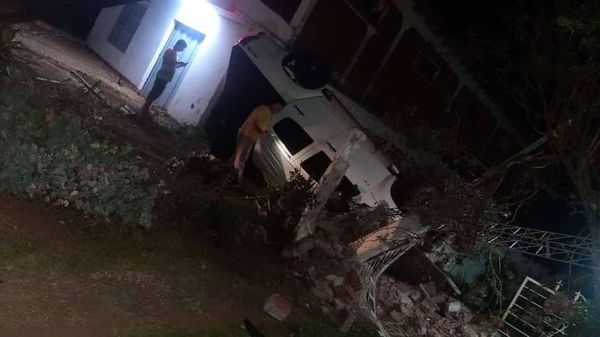 Itapúa: Ebrio al volante arrolló y mató a dos jóvenes bomberas que iban a bordo de una motocicleta