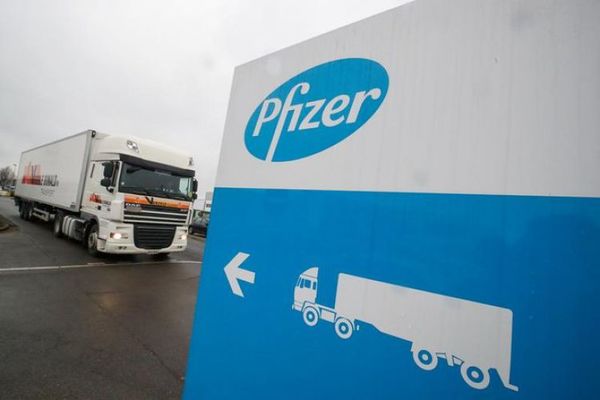 Londres pide a alérgicos severos que eviten vacuna de Pfizer tras dos reacciones adversas