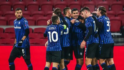 Atalanta derrota al Ajax y clasifica a octavos de final de la Champions