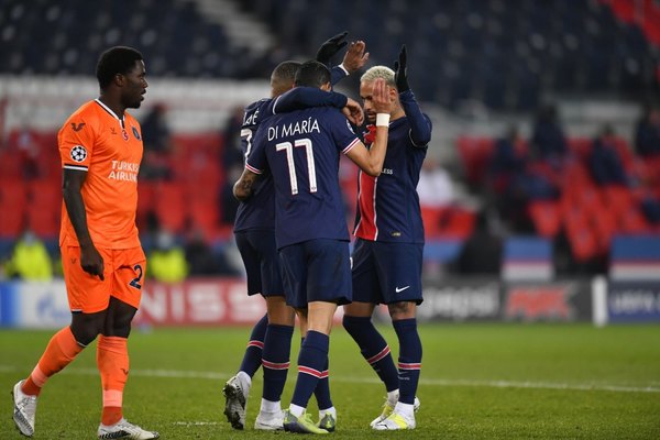 PSG golea a Basaksehir y pasa a 'octavos' como primero del grupo