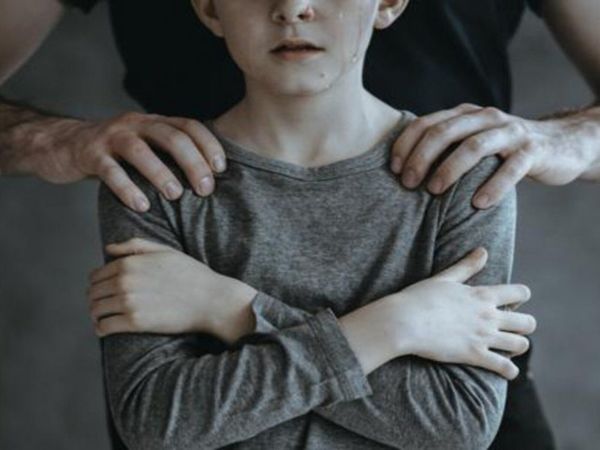 Abusaron de una adolescente a cambio de darle crack