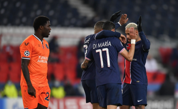 HOY / PSG golea y pasa a Octavos de Final de la Champions
