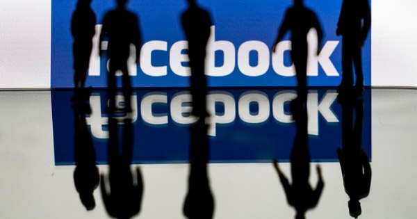 La Nación / Gobierno y estados de EEUU presentan una demanda antimonopolio contra Facebook