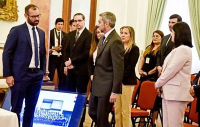 Ministerio de Salud es la entidad con mayor cantidad de adjudicaciones para compras públicas - Nacionales - ABC Color