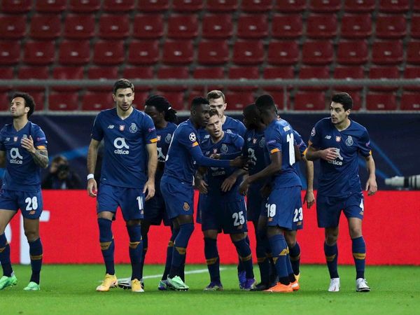 Porto vence con los suplentes al Olympiacos
