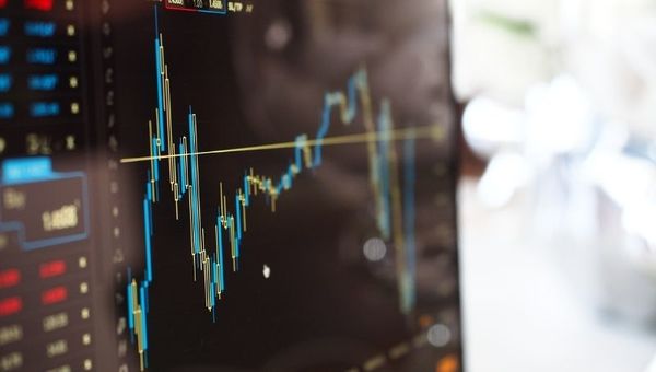 Compra de bonos de países europeos y Canadá por el BCP sería conveniente para aumentar reservas internacionales