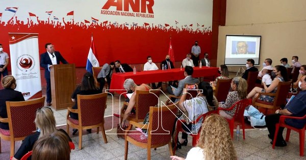 La Nación / En la ANR formulan fuerte llamado a sostener valores de vida y familia