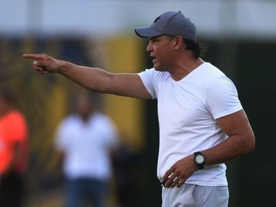 Sale Órteman, entra Chito
