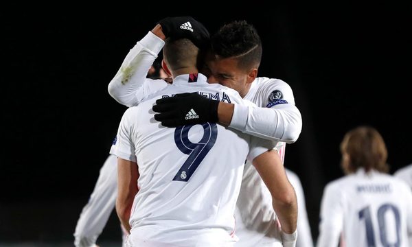 Madrid supera al Monchengladbach y clasifica como primero del grupo